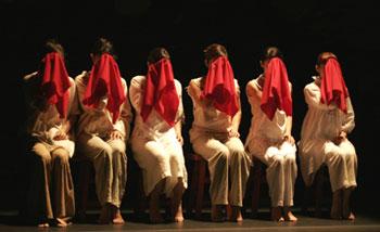 Modern dance's freedom of movement and often abstract themes set it apart from other dance genres.